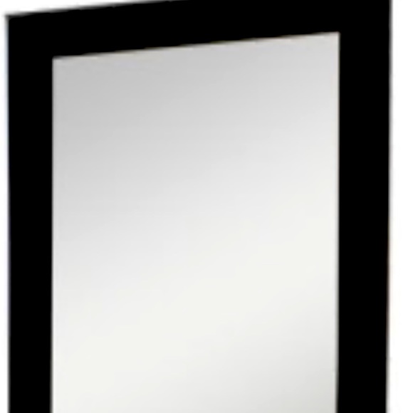 I have a new mirror brand new never took out the box there no used for it. - Picture 1 of 1